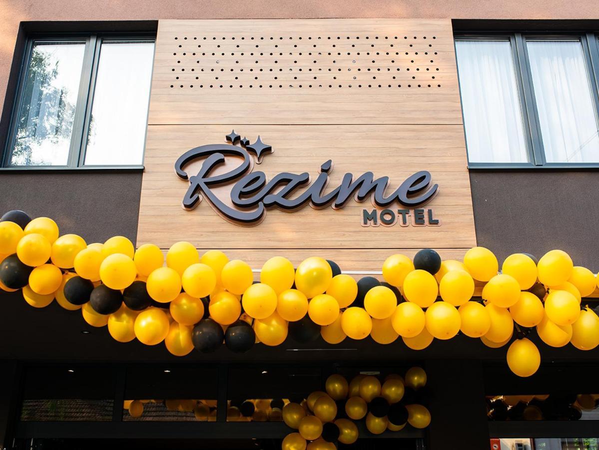 Motel Rezime เซนิซา ภายนอก รูปภาพ
